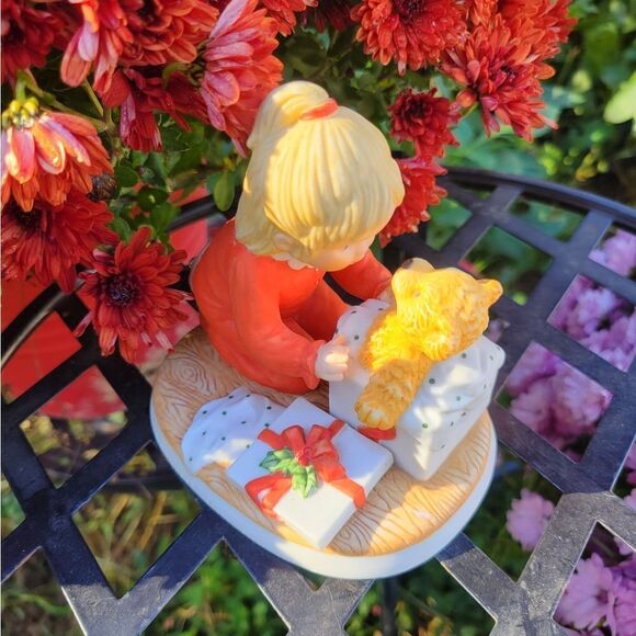 Teddy's First Christmas - Picture 7 of 9